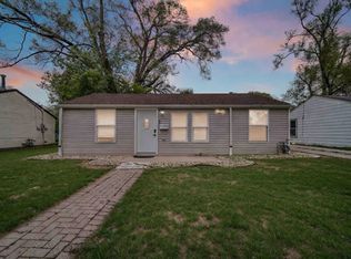 405 Dellwood Ave, Lockport, IL 60441