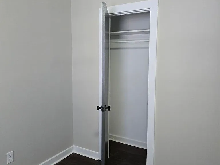 401 Hilltop Dr — Photo 22