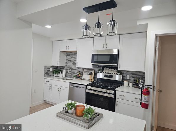 1404 Roanoke Rd, Camden, NJ 08104