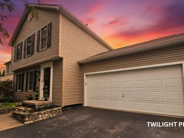 5789 Westbank Dr, Galloway, OH 43119