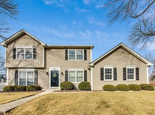 1345 E Bailey Rd, Naperville, IL 60565