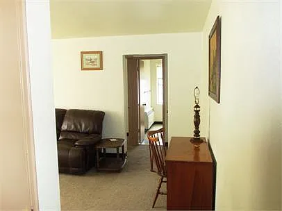 Building 4 - 210 16th St NE — Photo 3