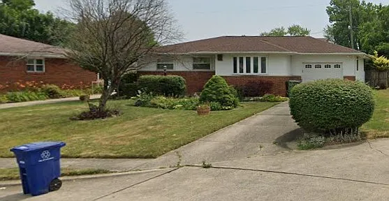 1754 Berkeley Rd photo 1