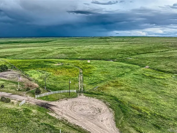 5689 S Tom Bay Court LOT 10, Bennett, CO 80102