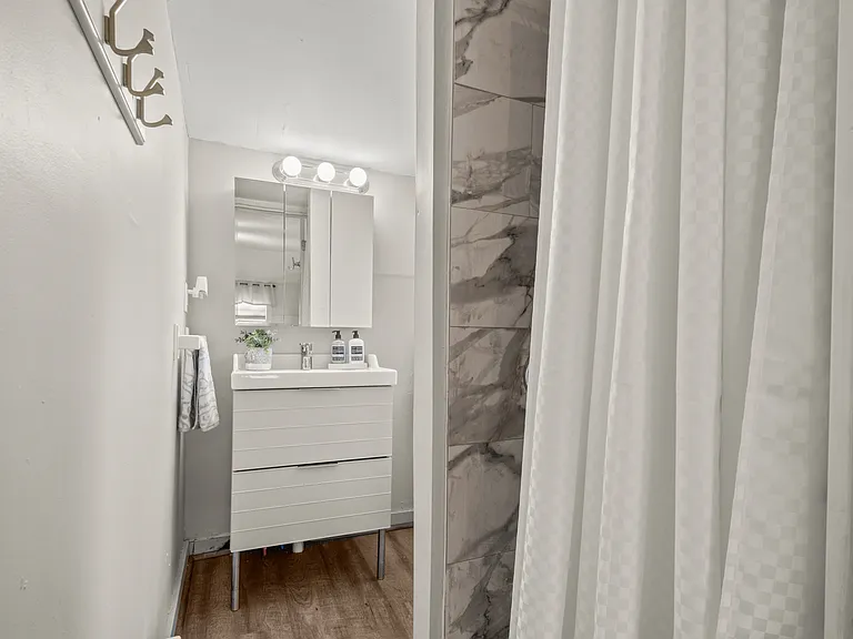 10 Cottage St #1 — Photo 20