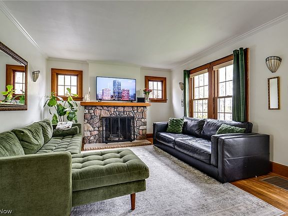 3rd image of 5369 Union Ave NE