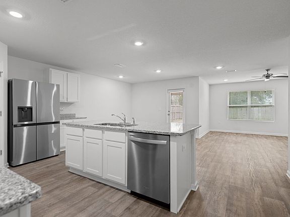 5th image of 7349 Lakeside Oak Ct