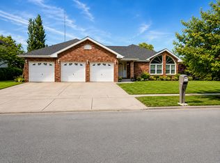19451 Stonehenge Dr, Mokena, IL 60448