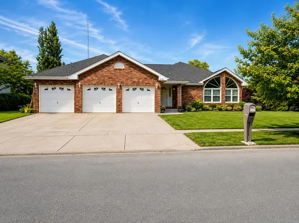 19451 Stonehenge Dr, Mokena, IL 60448