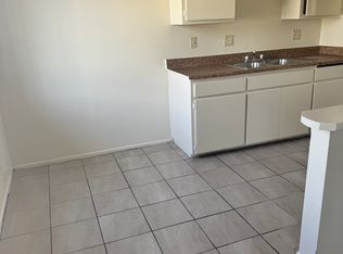 272 W 8th St APT 31, San Bernardino, CA 92401