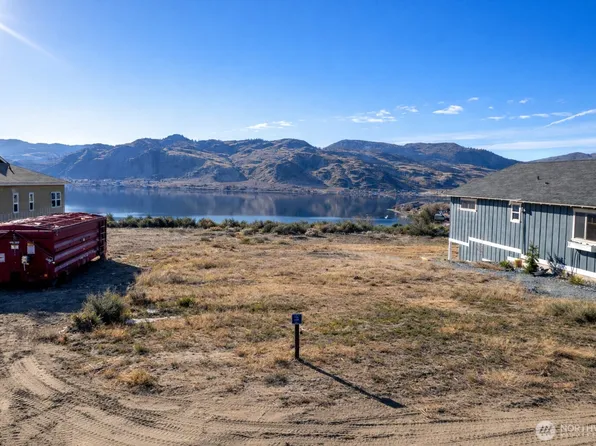 206 Village Way, Oroville, WA 98844