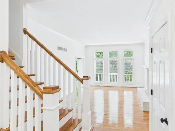 503 Quail Trl, Warrensburg, MO 64093