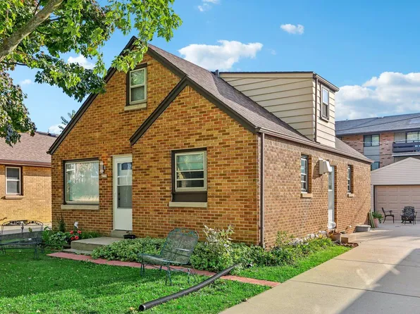 4570 South Ahmedi AVENUE, Saint Francis, WI 53235