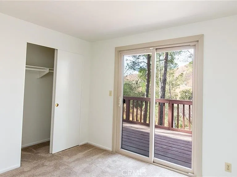 27601 Endeavor St — Photo 21