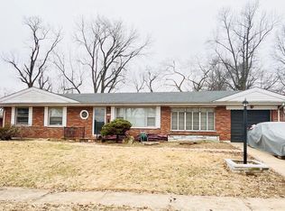 850 Cernicek Ln, Saint Louis, MO