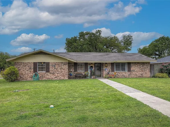 602 Pampa St, Sulphur Springs, TX 75482