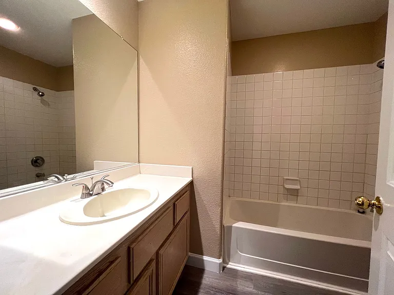 5555 Leaning Oak Ave — Photo 22