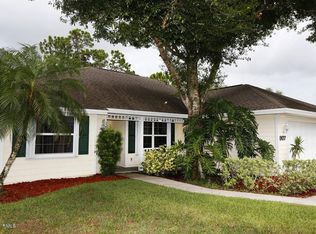 807 Gladiola Ave, Sebastian, FL 32958