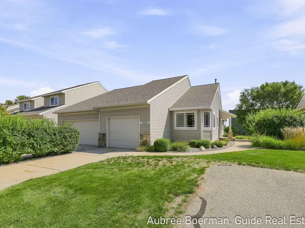 6440 Stoney Creek Ct, Hudsonville, MI 49426