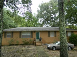 201 Clark St, Chickamauga, GA 30707