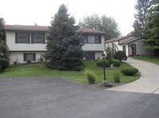3227 Columbus Ave, Springfield, OH 45503