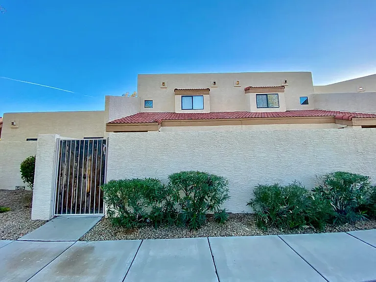 4826 W New World Dr — Photo 1