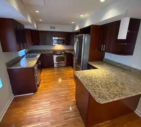 2nd image of 1773 Monroe Dr NE APT 3