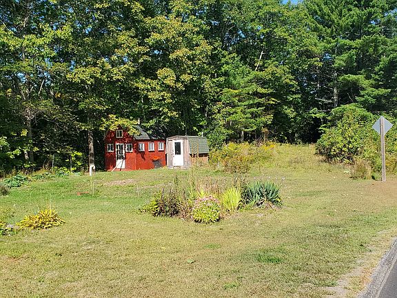 3rd image of 891 Augusta Rd