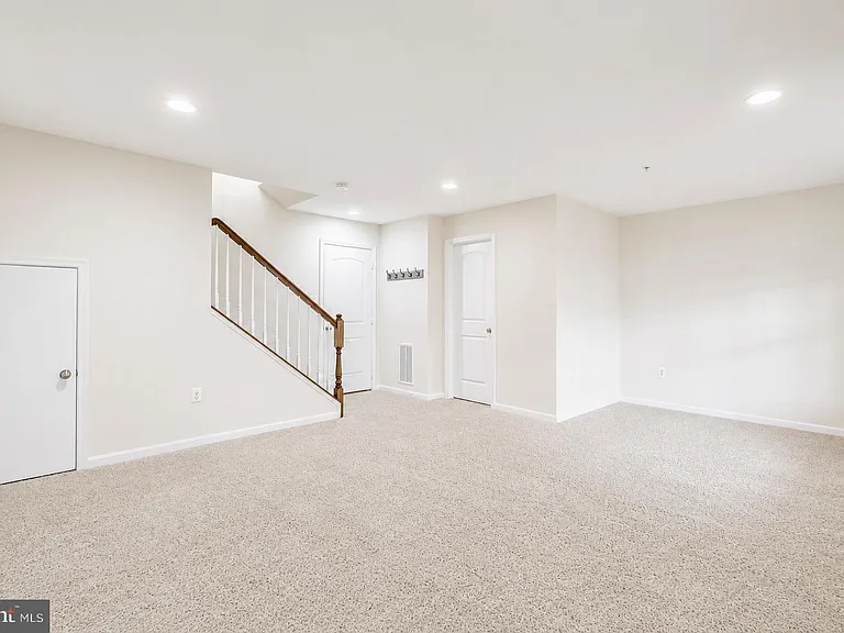 4731 Cambria Rd — Photo 16
