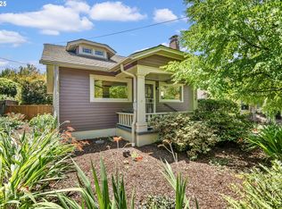 2224 SE Harrison St, Portland, OR 97214