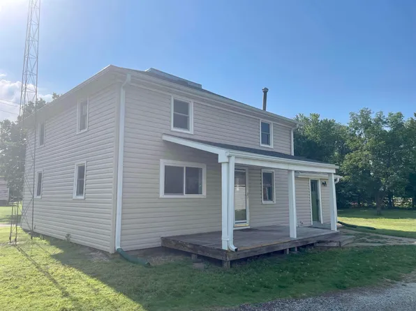 220 Parkview Rd, Lucas, KS 67648