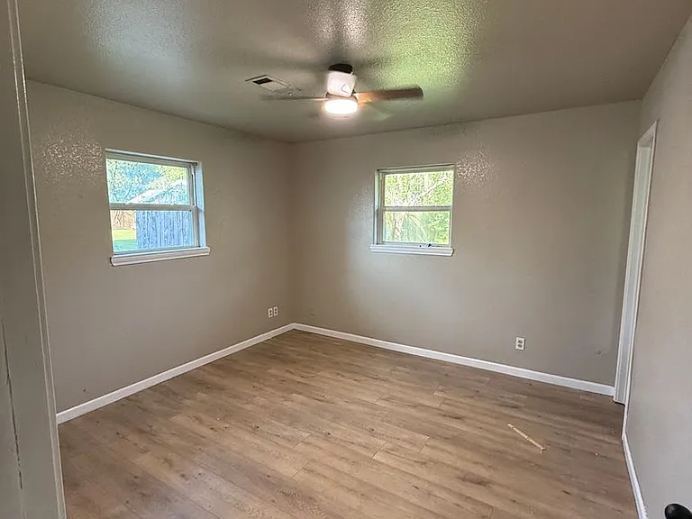 3628 Carpenter Rd — Photo 9