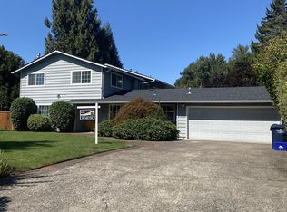 2850 Riviera Ct, Springfield, OR 97477