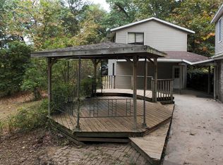 6102 S Trivoli Rd, Glasford, IL 61533