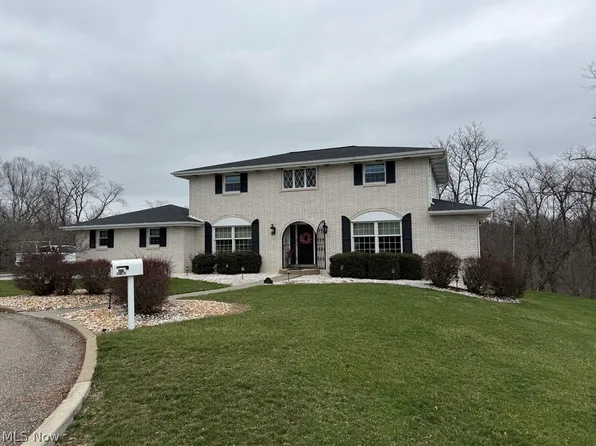 172 Selma Dr, Wintersville, OH 43953