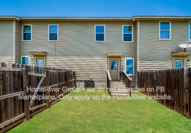 6414 Melanzane Ave #3 — Photo 15