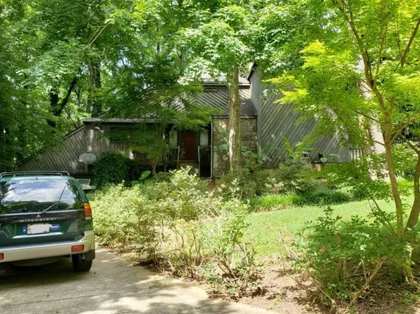 3209 Cedar Bluff Dr NE, Marietta, GA 30062