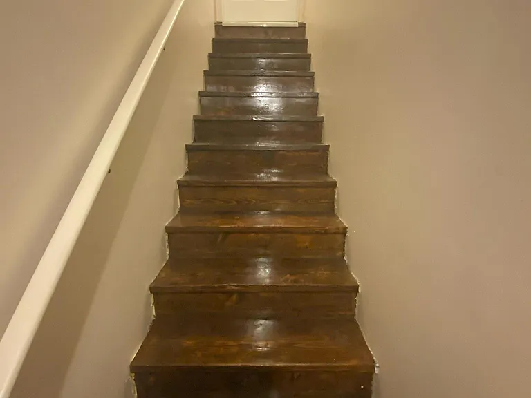 5628 Versailles Ave — Photo 53