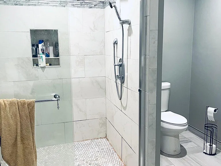 181 Gold St #3 — Photo 9