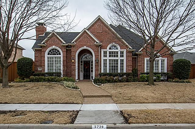 1st image of 5728 Clarendon Dr