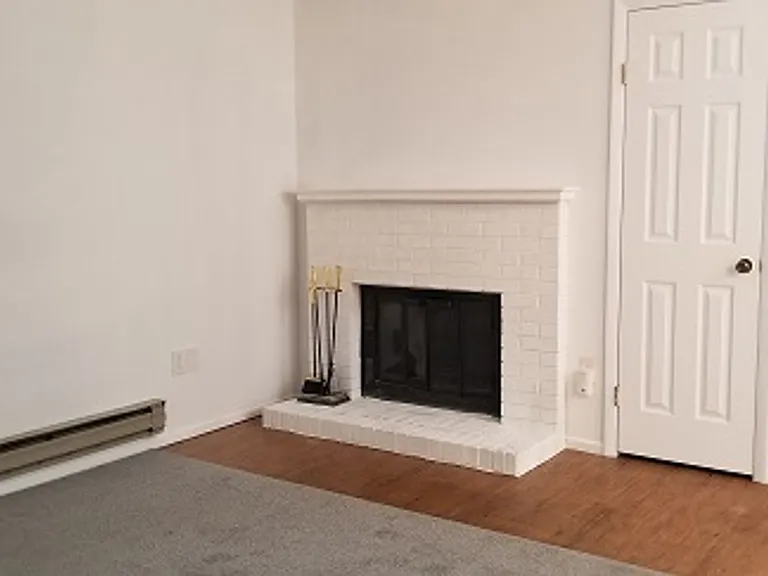1209 W Plum St #C6 — Photo 10