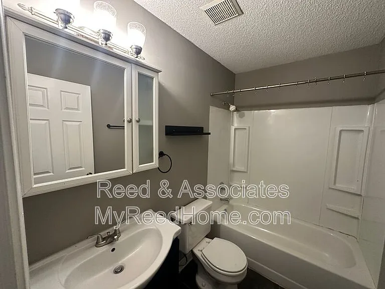 3115 Santa Valley St — Photo 13