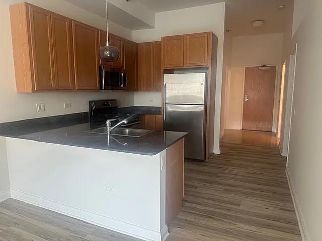 8 W Monroe St #1702 — Photo 4