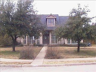 1st image of 5513 Willowbrook Dr