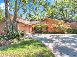 17 Greenridge Forest Dr, Spring, TX 77381