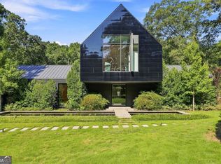 2716 Ridgewood Rd NW, Atlanta, GA 30327