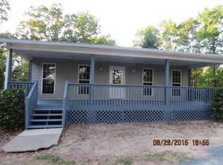 102 Pine Ridge Ln, White, GA 30184