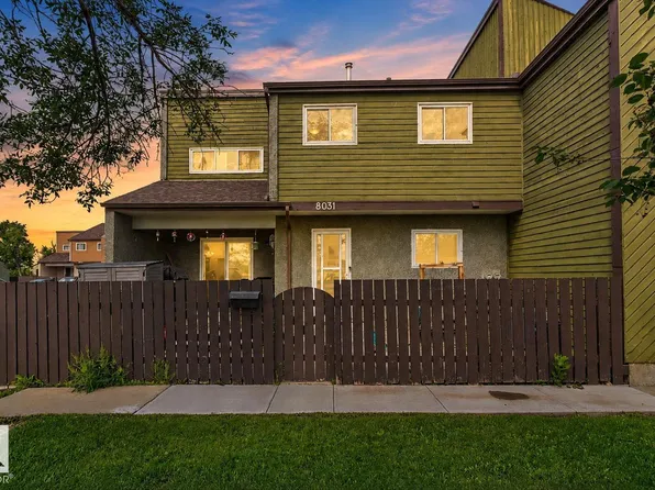 8031 27th Ave NW, Edmonton, AB T6K 3C9