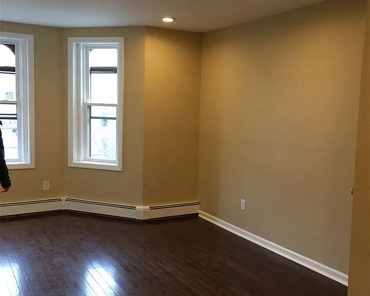 3027 Kennedy Blvd #35 — Photo 2