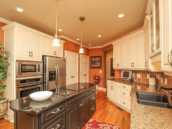 4th image of 1454 Bradberry Dr